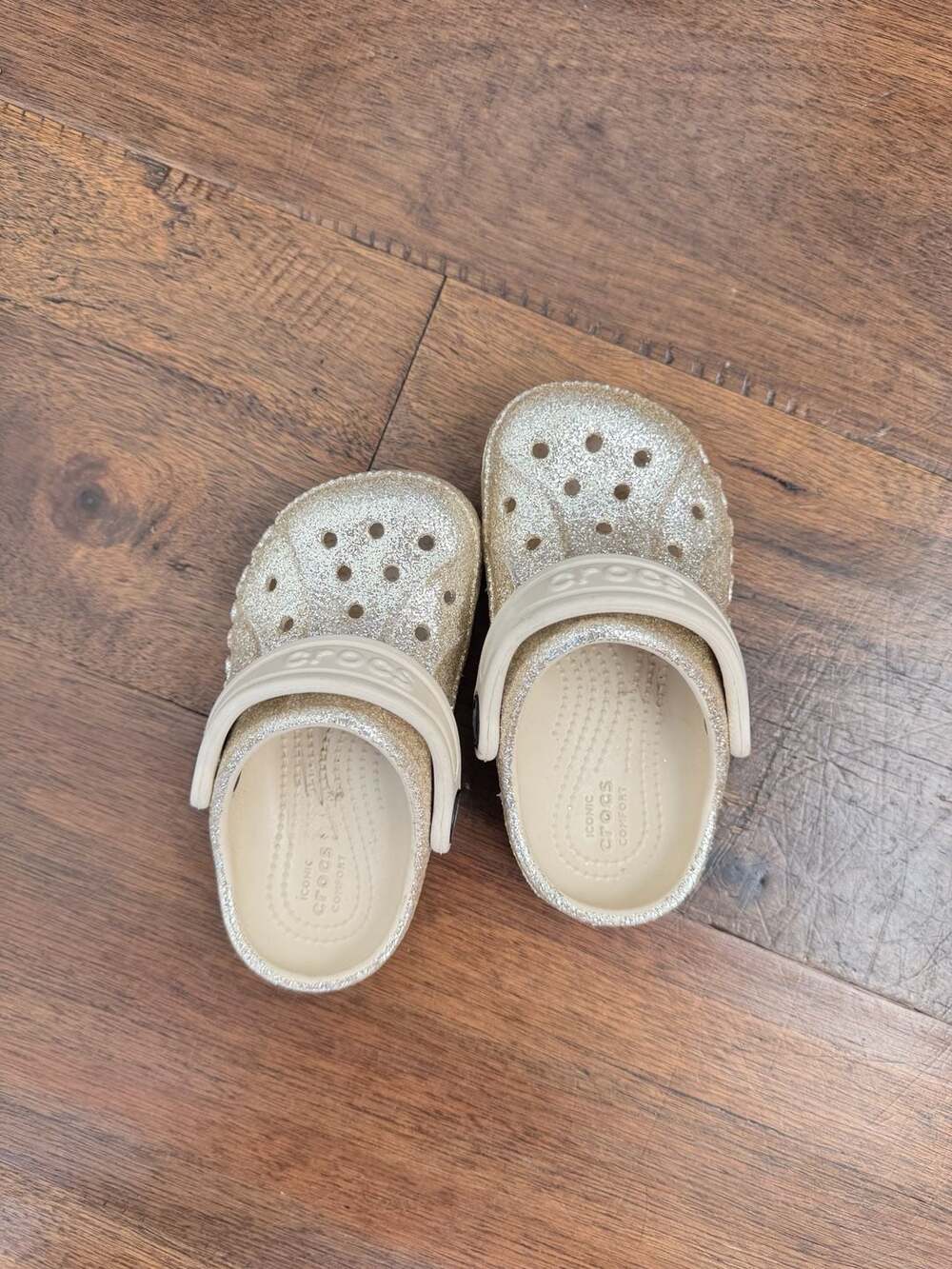 Crocs Toddlers Classic Glitter Clog Champagne Size C7